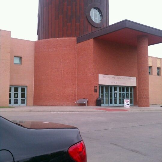 Topeka Shawnee County Public Library Library In Topeka