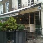 the Oval Lounge - Bar & Kitchen