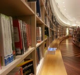 Book World By Kinokuniya مكتبة كينوكونيا - Dubai