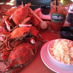 Photo taken at Claws Seafood House by Bobwen T. on 4/12/2015