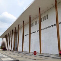 Photo taken at The John F. Kennedy Center for the Performing Arts by Onno F. on 8/4/2012