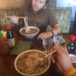 Phở Green Papaya corkage fee 