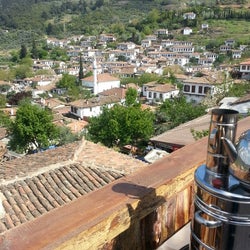 Zeytinli Konak