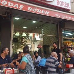 Çağdaş börek&cafe