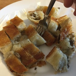 Tarihi Yaşayanlar Börekçisi