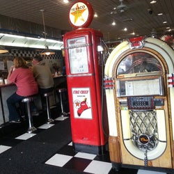 Mary Ann's Diner