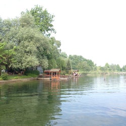 Kıyı Cafe & Restaurant