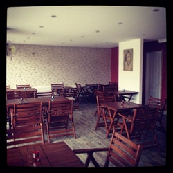 Millside Cafe & Bistro