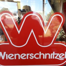 Wienerschnitzel corkage fee 