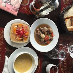 Yörem Et Lokantası ve börek salonu