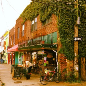 Photo of Henry&#039;s Upstairs Bar