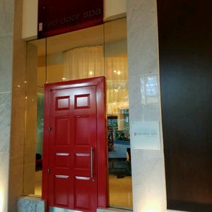 Elizabeth Arden Red Door Spa At Harrah S Photos Gaycities