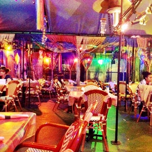 R. Thomas Deluxe Grill