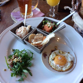 breakfast photo