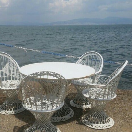 İnadına Cafe & Restoran