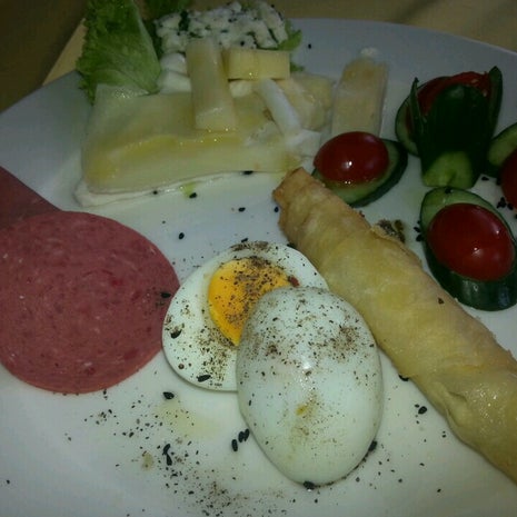 Beyaz Eldiven Cafe & Balık Restaurant