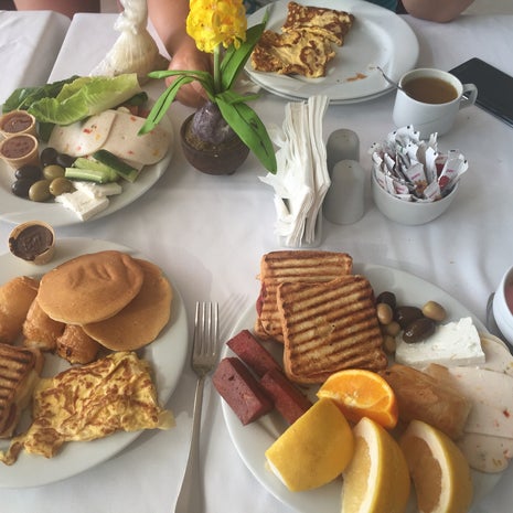 breakfast time