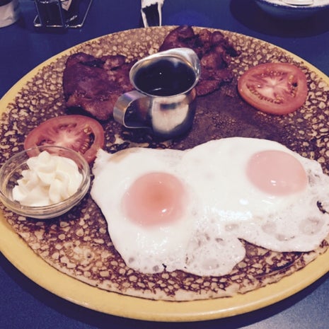 De Dutch Pannekoek House