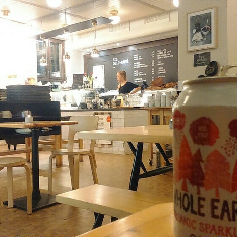 SIS. Deli + Café