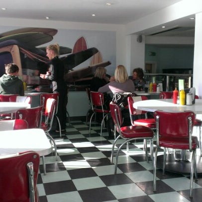 Woodies Longboard Diner