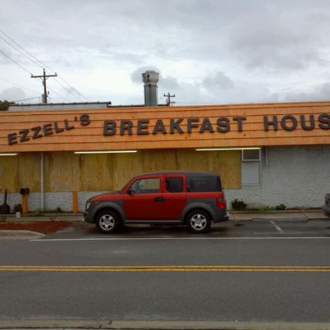Ezzell's Breakfast House