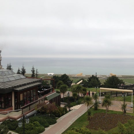 Amisos Cafe & Restaurant