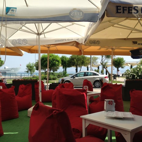 Raba Cafe & Restaurant