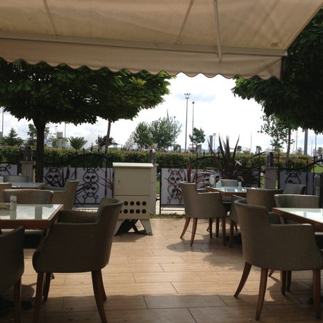 Bahçe Cafe & Restaurant