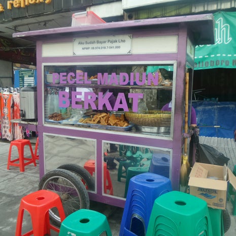Nasi Pecel Madiun Berkat