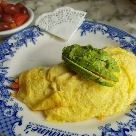 Jeannine's American Bakery & Restaurant