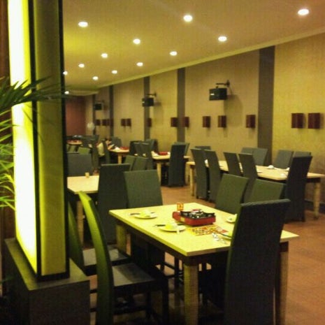 Breakfast Lounge, Jogjakarta Plaza Hotel