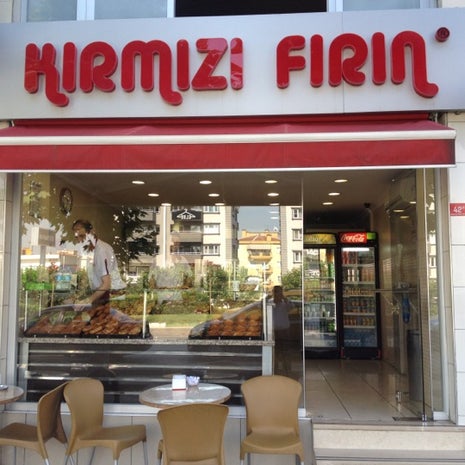 Kırmızı'dan Fırın • Cafe