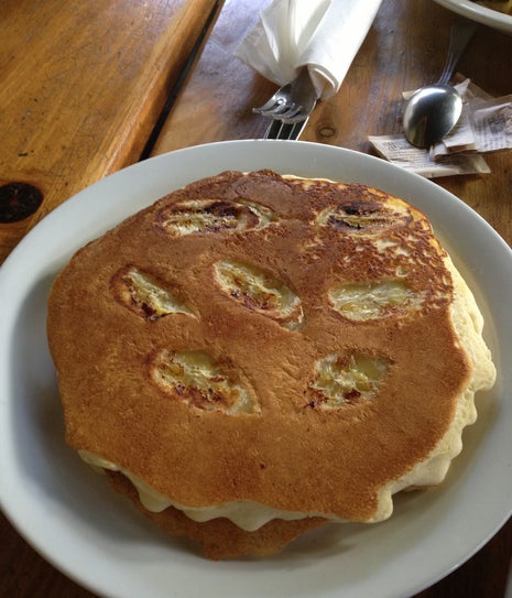 Vivian's Millenium Cafe