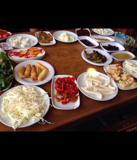 Meshur Kahvaltici Kadri Usta