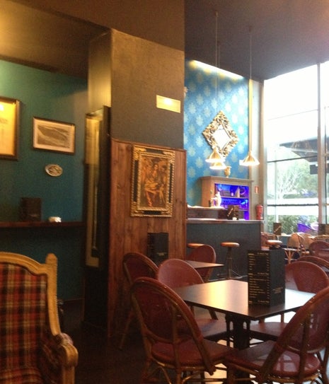 Le Monte's Cafe