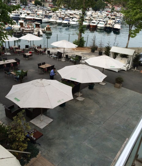 ⻠rumeli hisarı mahallesi 16 b sarıyer breakfast places