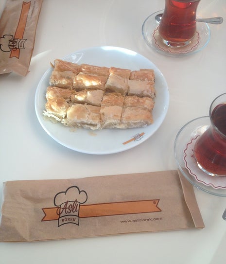 Aslı Börek