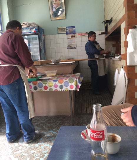 beşgöz katmer pide salonu