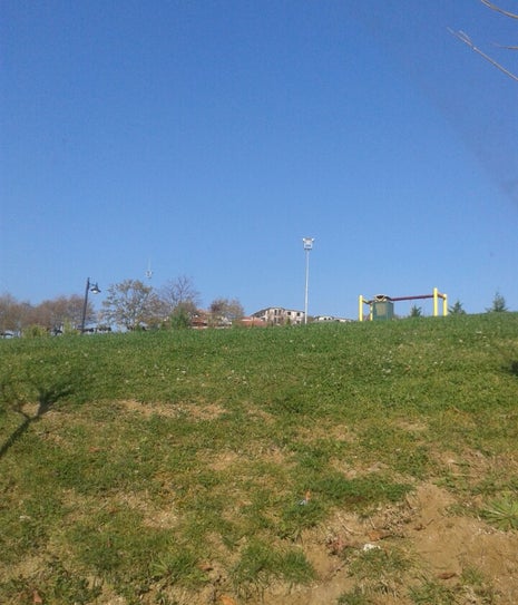 Yeni Kent Park