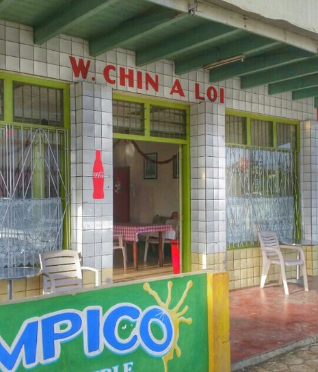 W.Chin A Loi