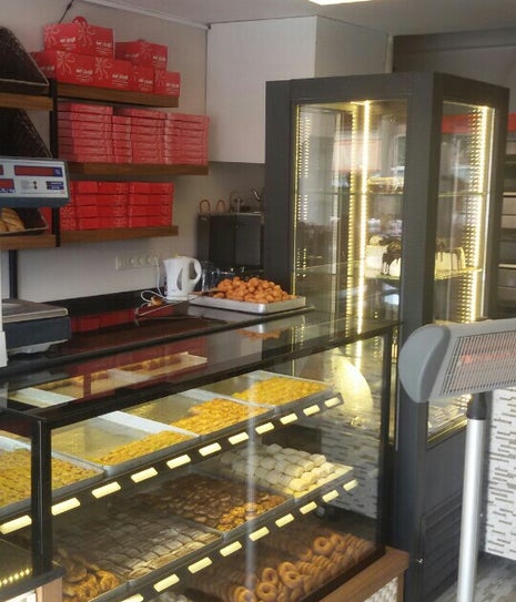 Nar çiçeği unlu mamülleri