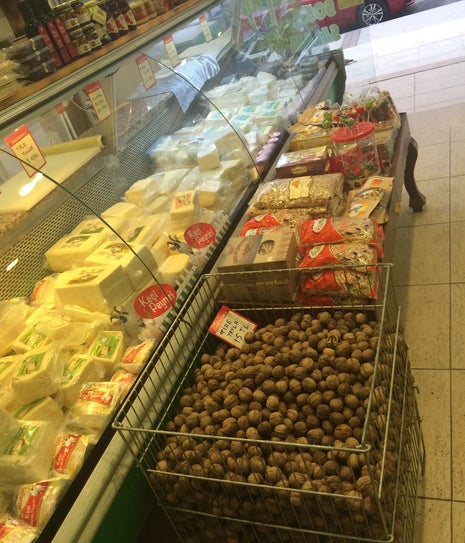 tire köy şarküteri