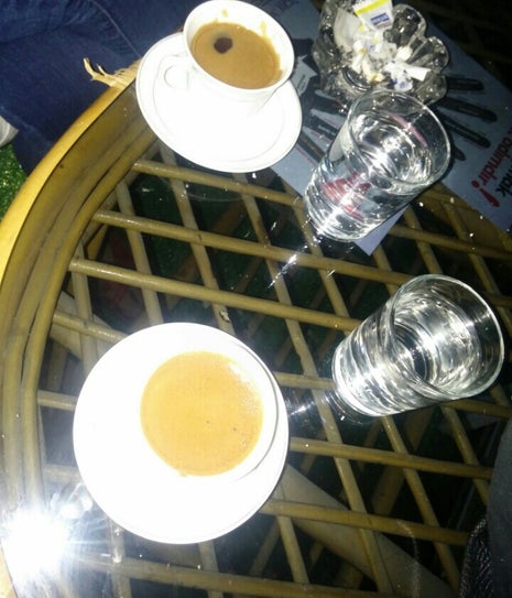 Lalezar Cafe