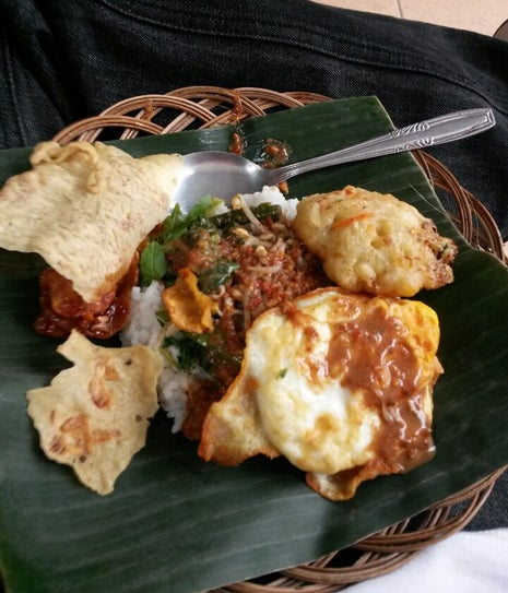 Nasi Pecel Pincuk Gumilang