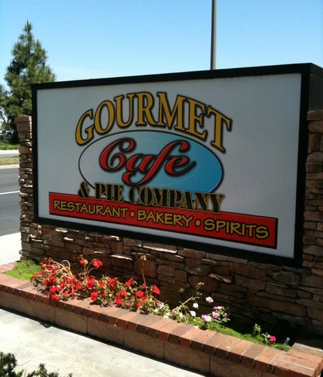 Gourmet Cafe & Pie Company