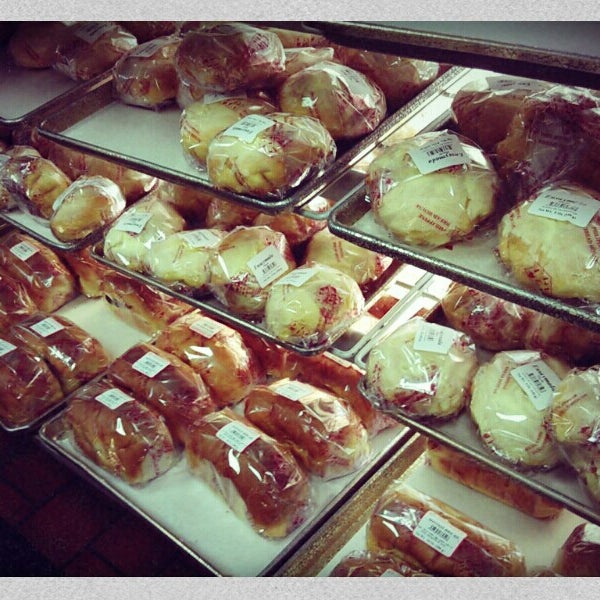 Philippine Bread House Bakery in Jersey City