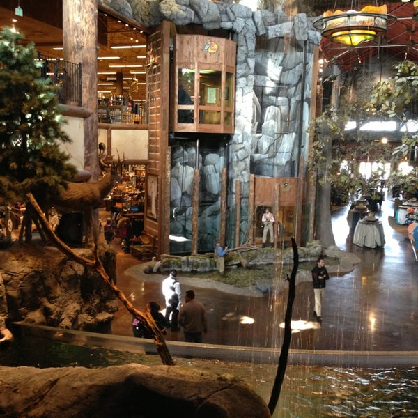 Top 97+ Pictures Bass Pro Shops Hanover Photos Updated