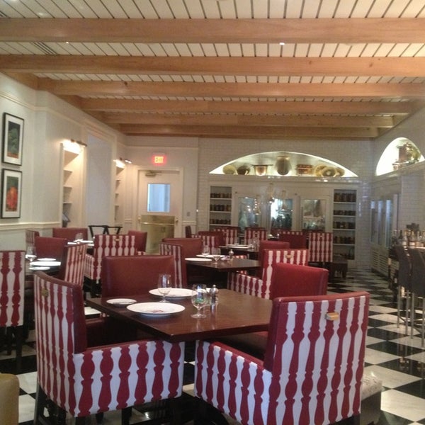 Where's Good? Holiday and vacation recommendations for New Orleans, United States. What's good to see, when's good to go and how's best to get there.