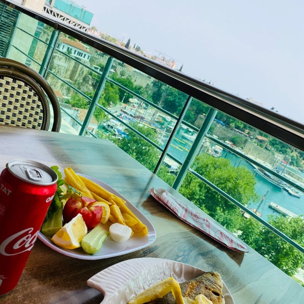 Kiyi Restaurant