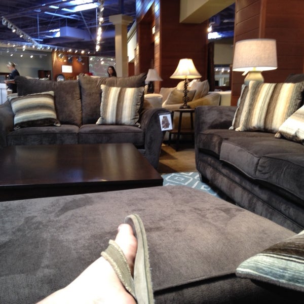 Living Spaces Furniture / Home Store in Menifee